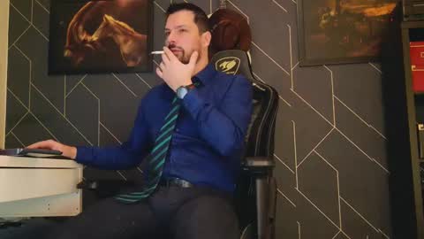 Aaron online show from February 11, 1:41 am