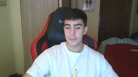 aaronlavine online show from December 10, 5:11 pm