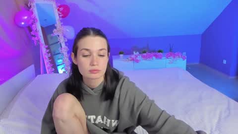 Fiona and Harry online show from December 28, 2:32 pm