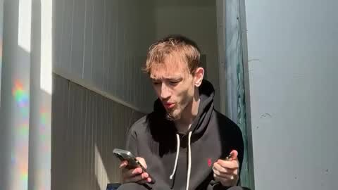 aazdaan online show from April 9, 7:30 pm