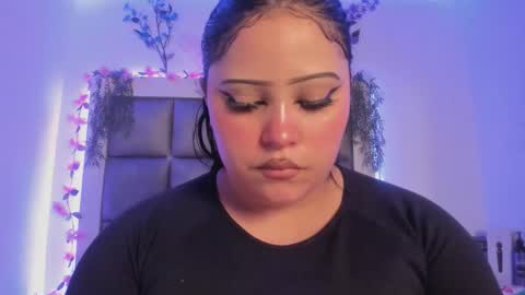 abbiee_collins online show from February 14, 6:16 am