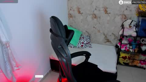 abbieowenx online show from February 9, 1:15 pm