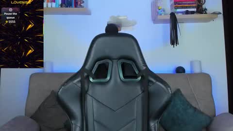 Abbigail Fuster  online show from October 5, 7:28 am