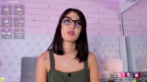 Abby  online show from October 10, 5:30 pm