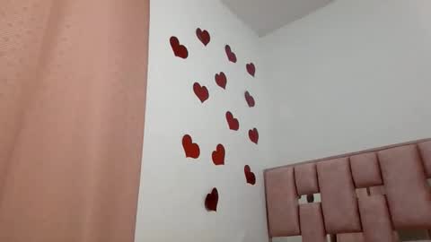 abby_moss_2 online show from April 6, 12:28 pm