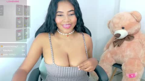 Snapshot of abby_tits chatting on February 24, 8:36 pm ABBY online show from February 24, 8:36 pm