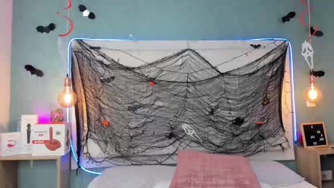 Abby Dixon  online show from October 28, 9:49 pm