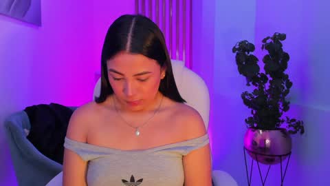 ABBY online show from December 3, 1:49 pm