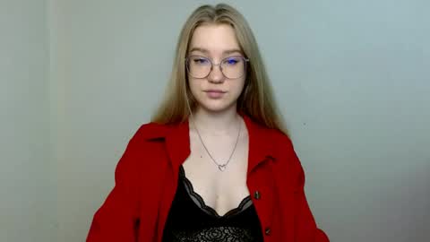 Abby Lovense is active online show from June 7, 10:20 am