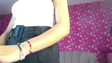 abbyrose_a online show from February 20, 3:01 am