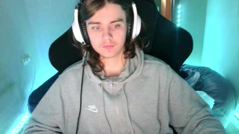 abbysal_blade online show from December 17, 7:15 am