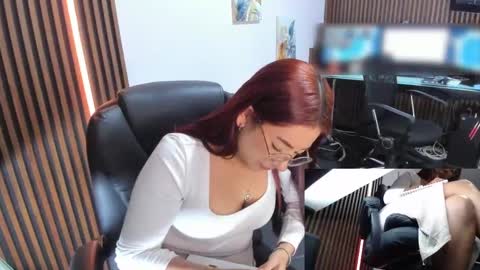 Abby Stones online show from February 25, 5:40 pm