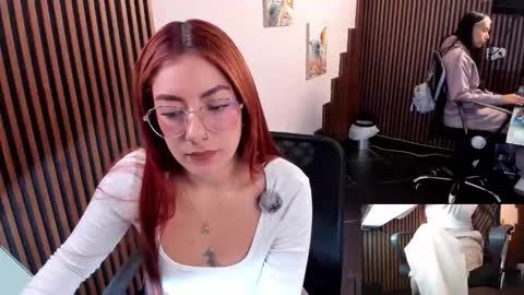 Abby Stones online show from September 16, 1:02 pm