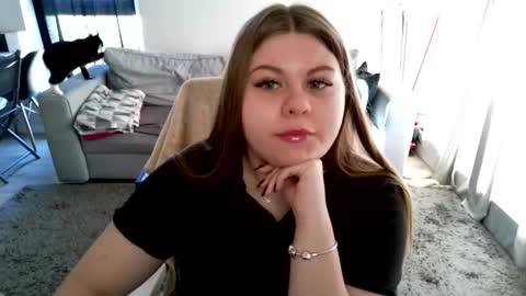 abbyvibe online show from September 28, 1:42 pm