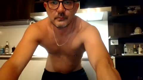 abeitaly online show from September 17, 6:33 pm