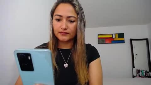 ximena online show from January 25, 12:58 pm