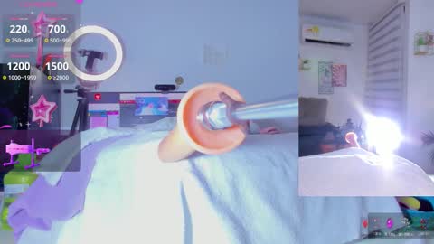 Abigail online show from November 11, 7:49 pm