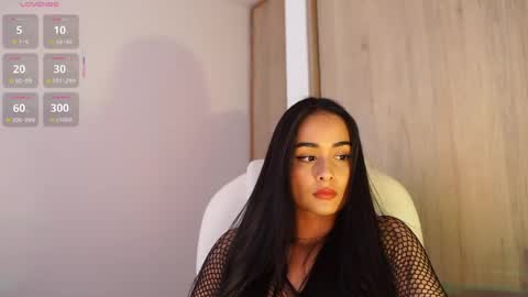 Abigail online show from April 19, 1:34 pm