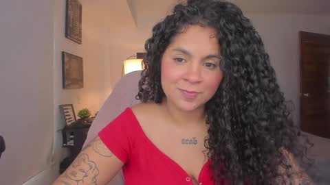 Abigail online show from January 8, 3:50 pm