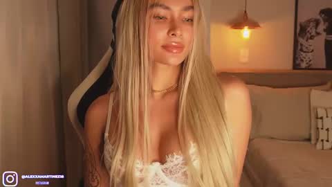 My name is Alexa. Please say hello I like to chat with you. If you have requests please use tip online show from October 1, 1:48 am
