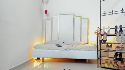 LittleSunny  My schedule 1400 - 2200 GMT -5 online show from March 9, 10:41 pm