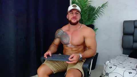 ace_owens online show from December 9, 7:39 pm
