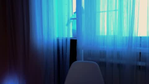 my inst   love inside 17 online show from December 16, 8:52 am