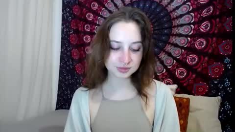 Adalyn online show from February 19, 7:35 pm