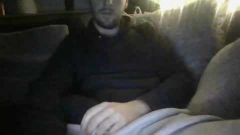 Snapshot of adam0910 chatting on January 1, 10:24 pm adam0910 online show from January 1, 10:24 pm
