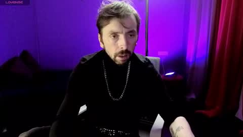 adam__campbell online show from September 12, 6:10 pm