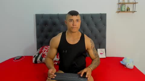 Snapshot of adam_boss chatting on January 28, 11:50 pm adam boss online show from January 28, 11:50 pm