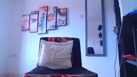 adam hot11 online show from January 15, 9:41 pm