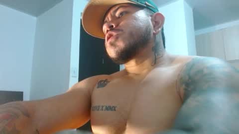 adam shilder7 online show from February 24, 9:07 pm