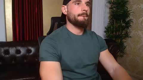 Snapshot of adamjameson chatting on March 9, 1:15 pm AdamJameson online show from March 9, 1:15 pm