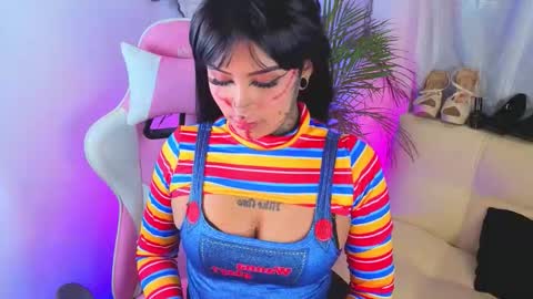 adamsniki online show from October 31, 11:16 pm