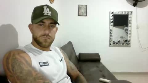 adan_carter online show from January 9, 1:11 am