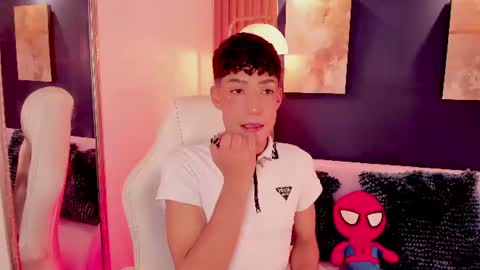 Adan  online show from June 16, 12:53 pm
