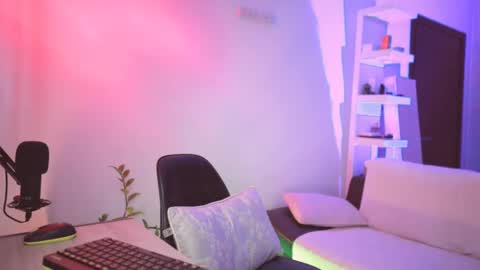 ADDICTION online show from February 10, 3:57 am