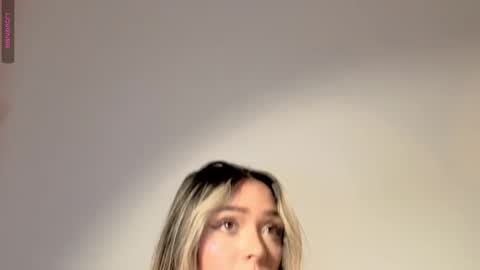 A D D I S O N  online show from October 24, 1:06 am