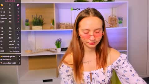 u love online show from September 15, 3:35 pm