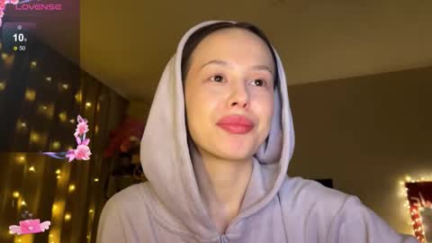 Adele online show from March 11, 9:07 pm