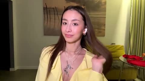 Stella online show from February 12, 7:17 pm