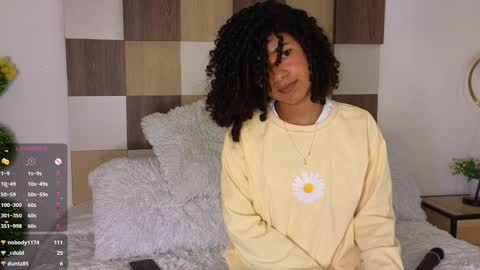 Andrea online show from February 5, 2:05 pm