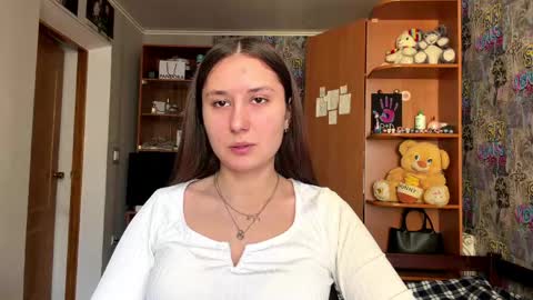 Poly online show from March 24, 12:11 pm