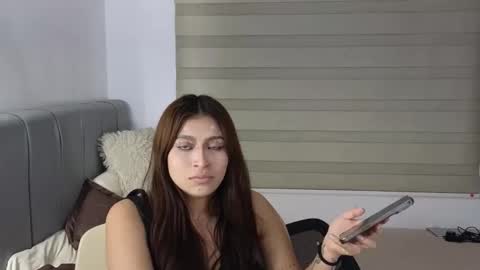 adellein foxx online show from October 22, 11:50 pm