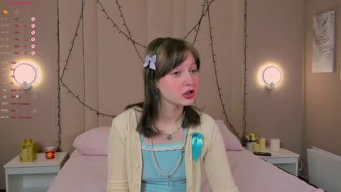 adelesilvy online show from June 12, 1:48 am