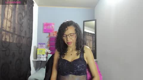 Adeleth online show from October 31, 1:33 pm