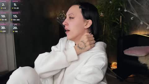 miss Ada online show from October 22, 7:33 am