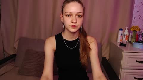 Lina online show from May 18, 3:29 pm