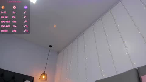 Snapshot of adelinaconte1 chatting on January 23, 8:56 pm adelinaconte1 online show from January 23, 8:56 pm